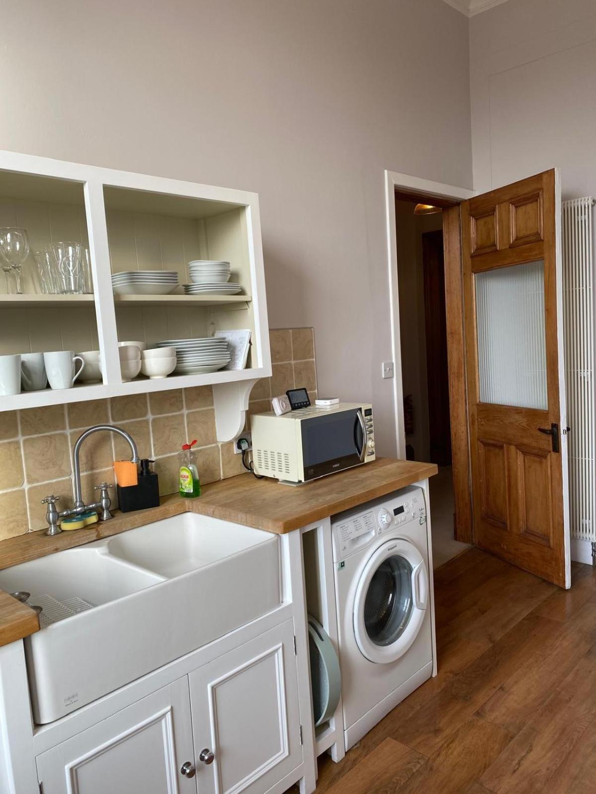 Beautiful & Bright 2 Bed Flat Murrayfield Edynburg Zewnętrze zdjęcie
